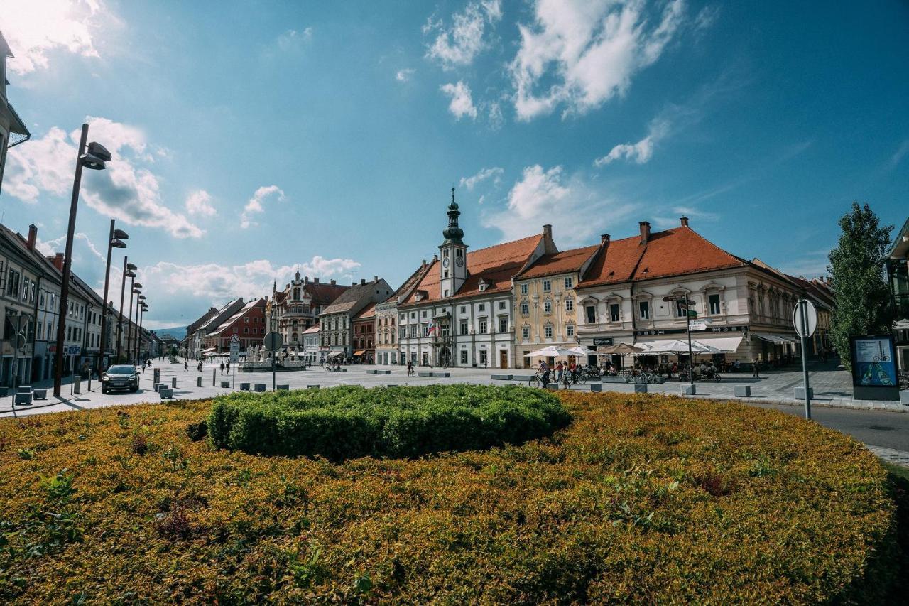 Guest House Pohorska Kavarna Maribor Buitenkant foto